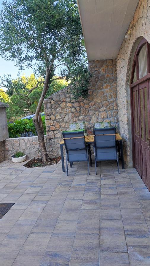 Apartments Veni Up Starigrad Paklenica Ngoại thất bức ảnh