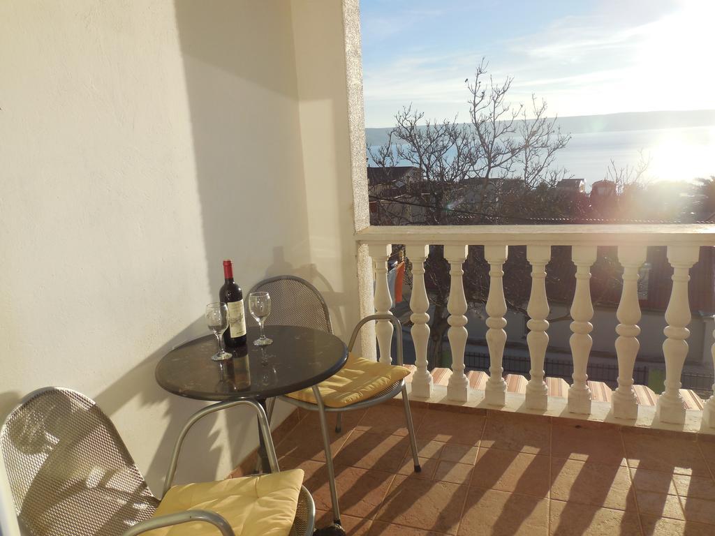 Apartments Veni Up Starigrad Paklenica Ngoại thất bức ảnh