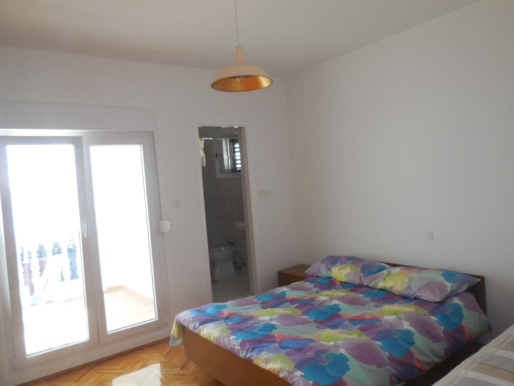 Apartments Veni Up Starigrad Paklenica Ngoại thất bức ảnh