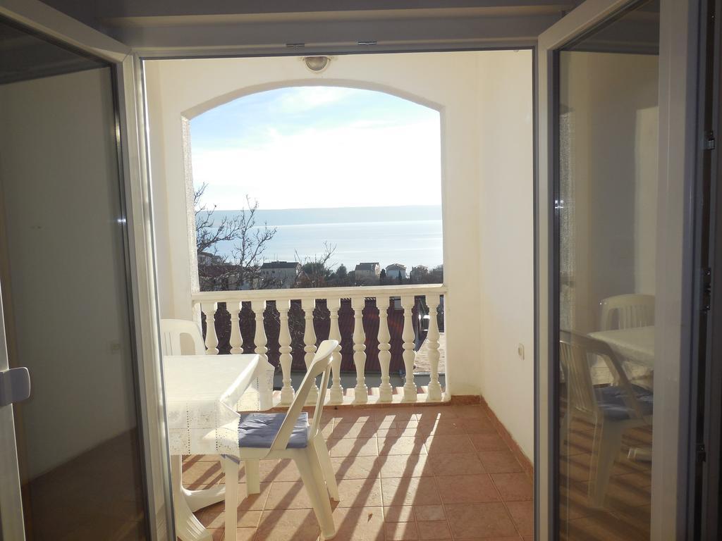Apartments Veni Up Starigrad Paklenica Ngoại thất bức ảnh