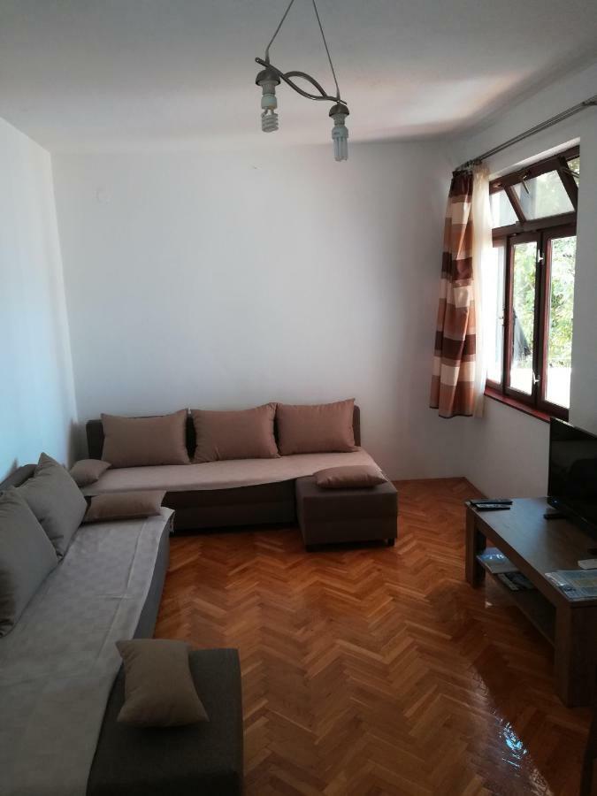 Apartments Veni Up Starigrad Paklenica Ngoại thất bức ảnh